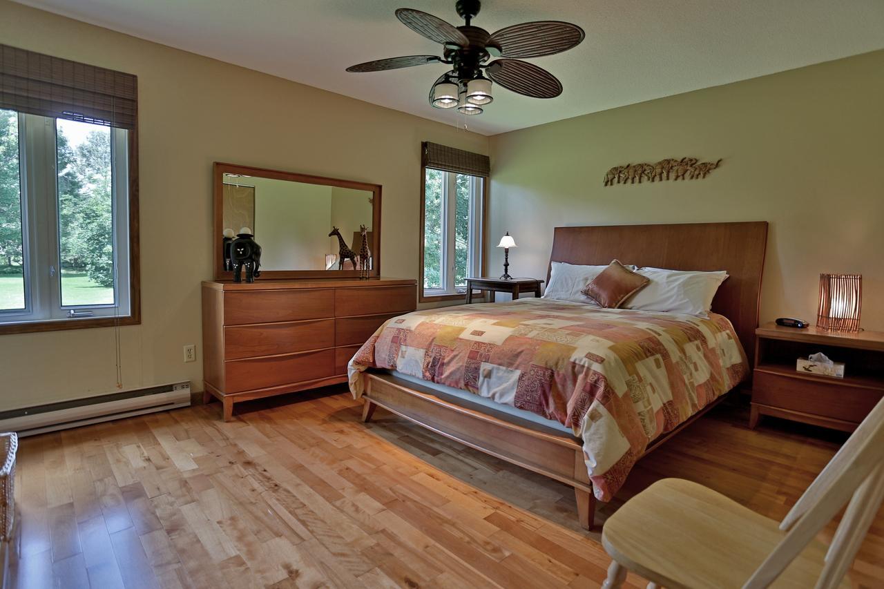 Ranch St-Hubert Bed & Breakfast Saint-Hermenegilde Luaran gambar